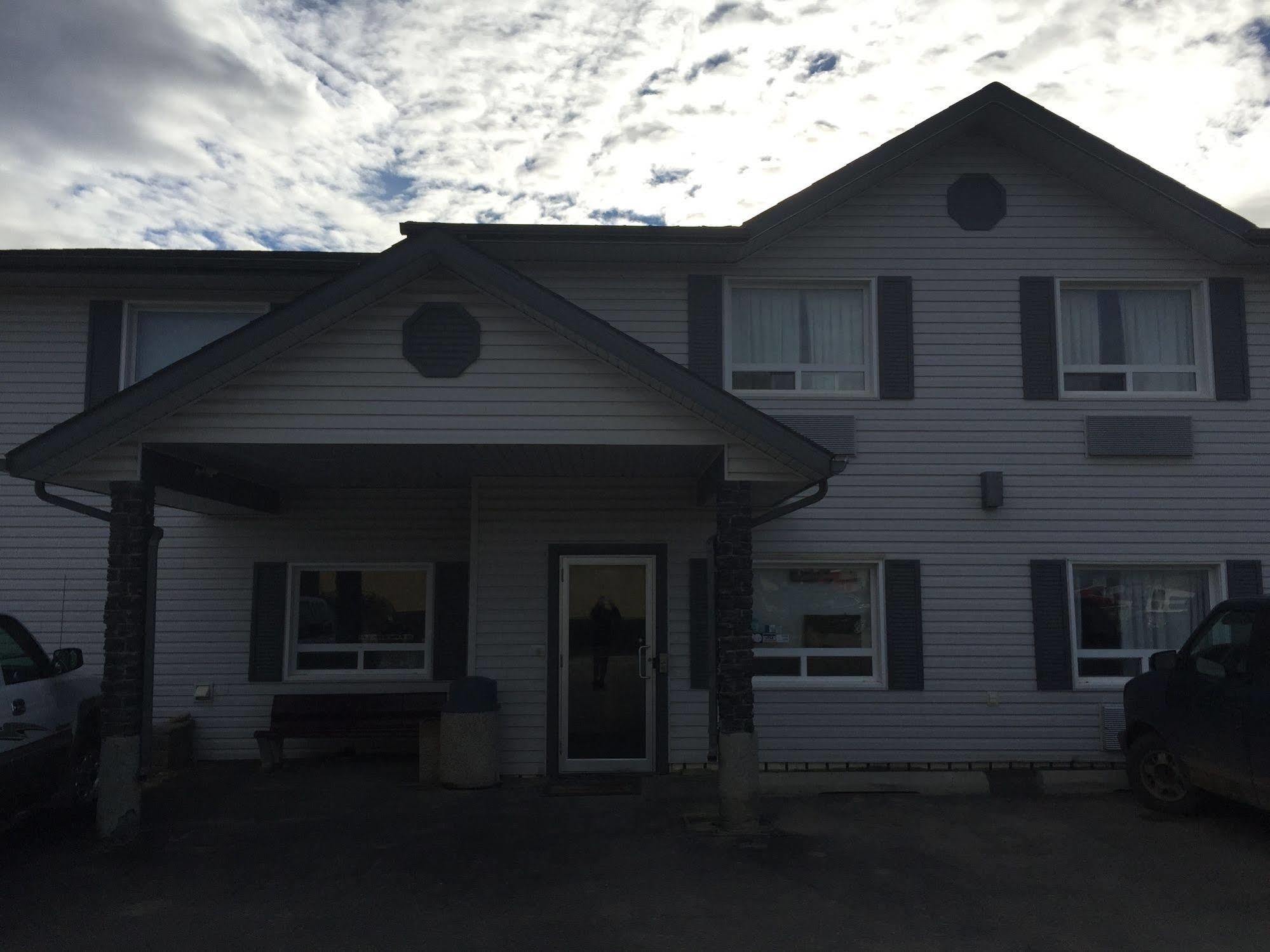 Crossfield Country Inn Buitenkant foto
